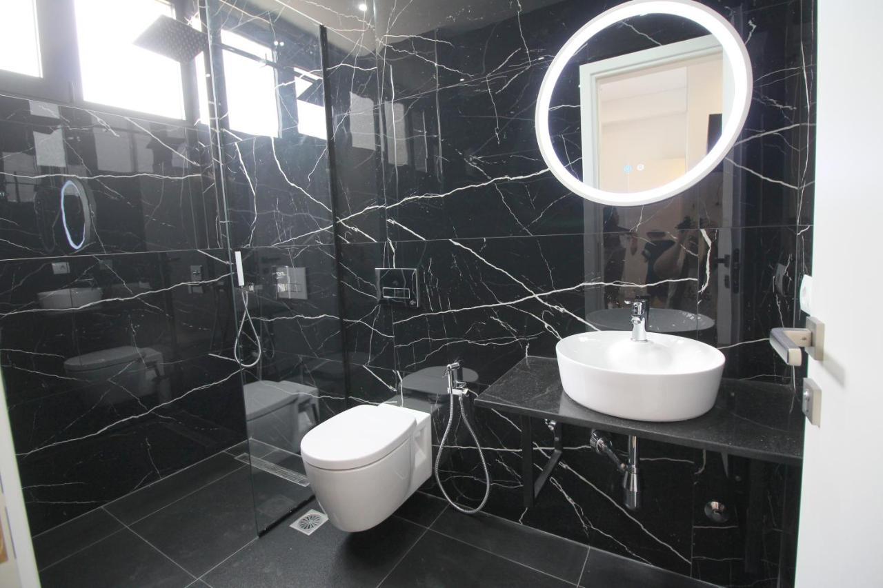 Juer Hotel Bajkaj Ngoại thất bức ảnh